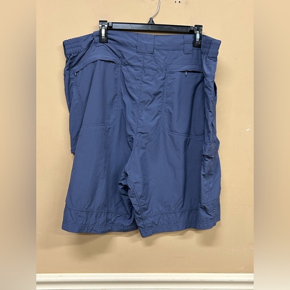 Cabelas Cargo Shorts Mens 2XL Blue 100% Nylon Lightweight Outdoors UPF 50 - Picture 2 of 6